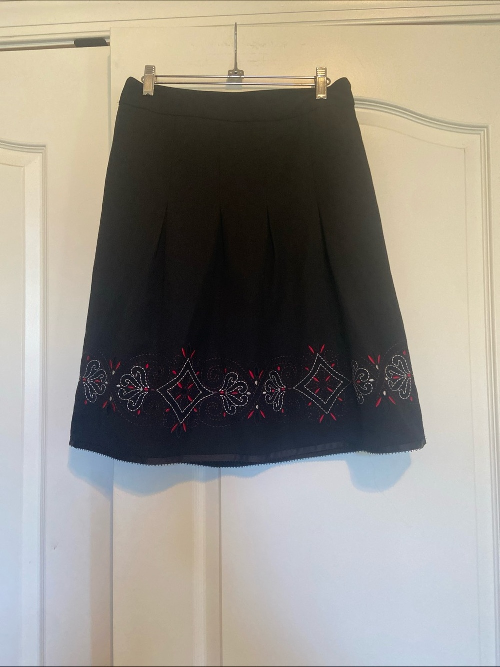 LOFT Black A-Line Skirt with Red and White Embroidered Hem